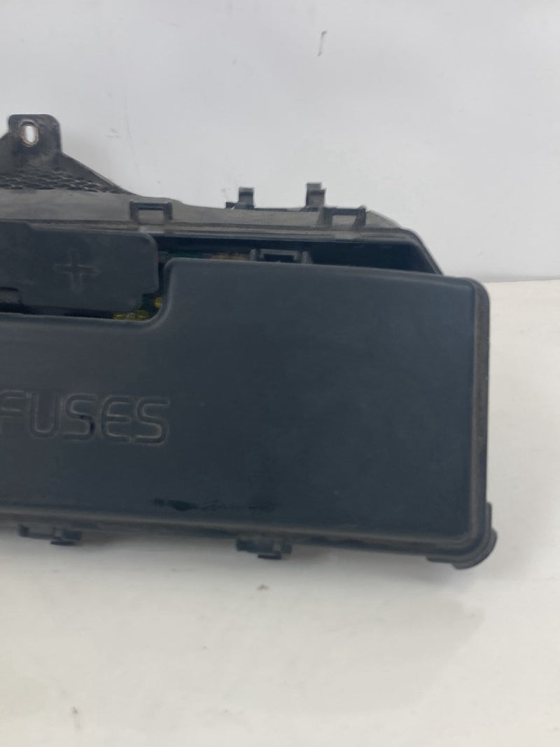 2005 Volvo XC90 I 275 Engine Fuse Box 9494210 9494211 OEM #4830M