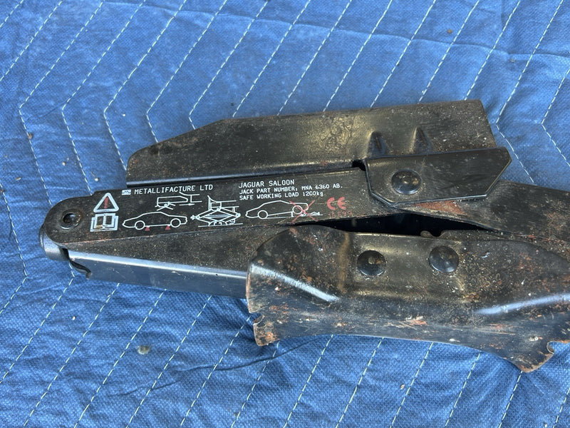 1998-2003 Jaguar XJR XJ8 X308 Emergency Tool Kit & Jack w/Spare Insert OE #4675E
