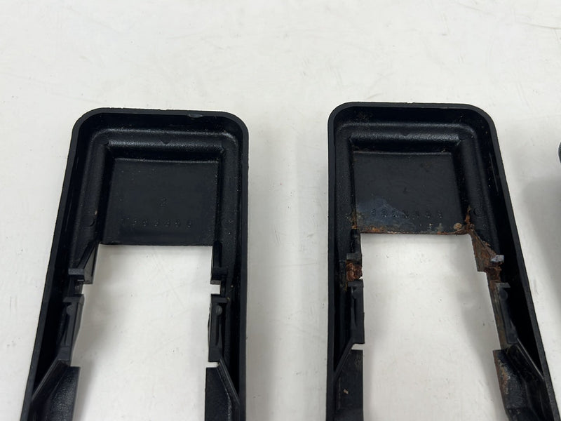 1990-1992 Volvo 740 745 940 Seat Rail Track Trim Cover Black 1353358 OEM #5850EM