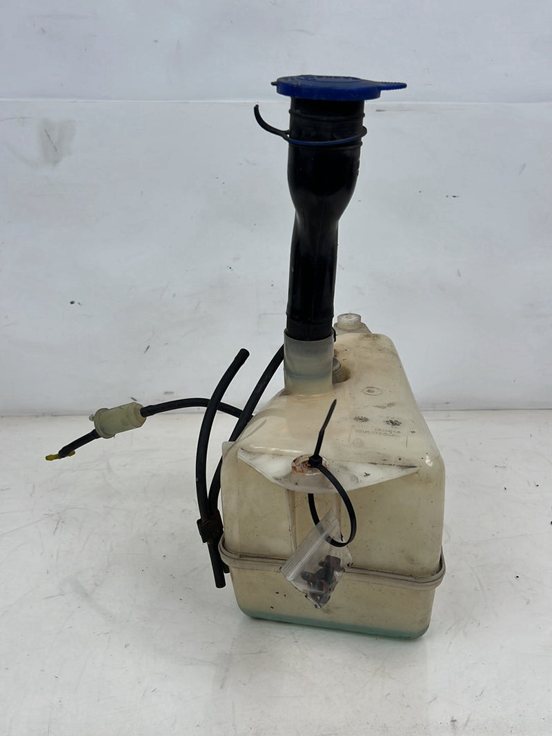 1993-1997 Volvo 850 854 Windshield Washer Reservoir Tank Jug 9133780 OEM