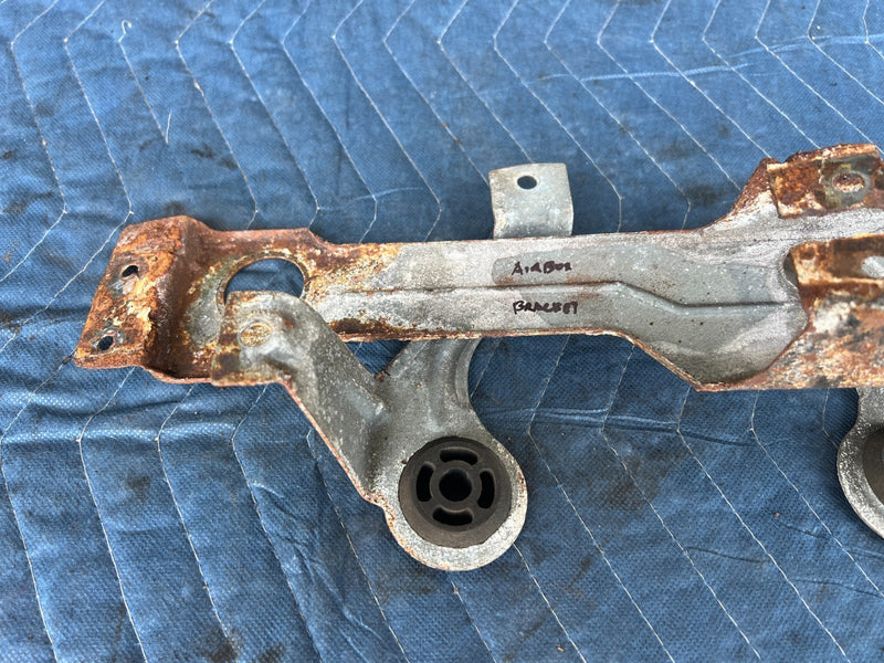 1989-1995 Volvo 740 940 Sedan Air Box Housing Bracket Brace Mount OEM #3702EM