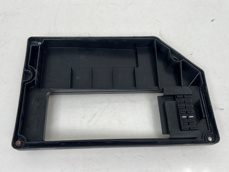 1998-2000 Volvo V70 S70 Engine Bay Fuse Box Cover Lid 3515122 OEM #6330EM