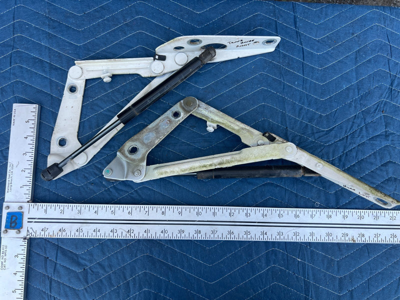 2006-2010 Pontiac G6 Trunk Left & Right Hinge Pair 15520611 15520511 OEM #27DU