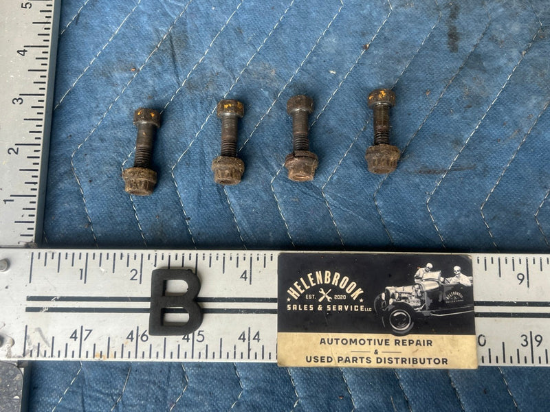 1985-1988 Suzuki Samurai SJ413 Front Differential Driveshaft Bolts 09100-08270