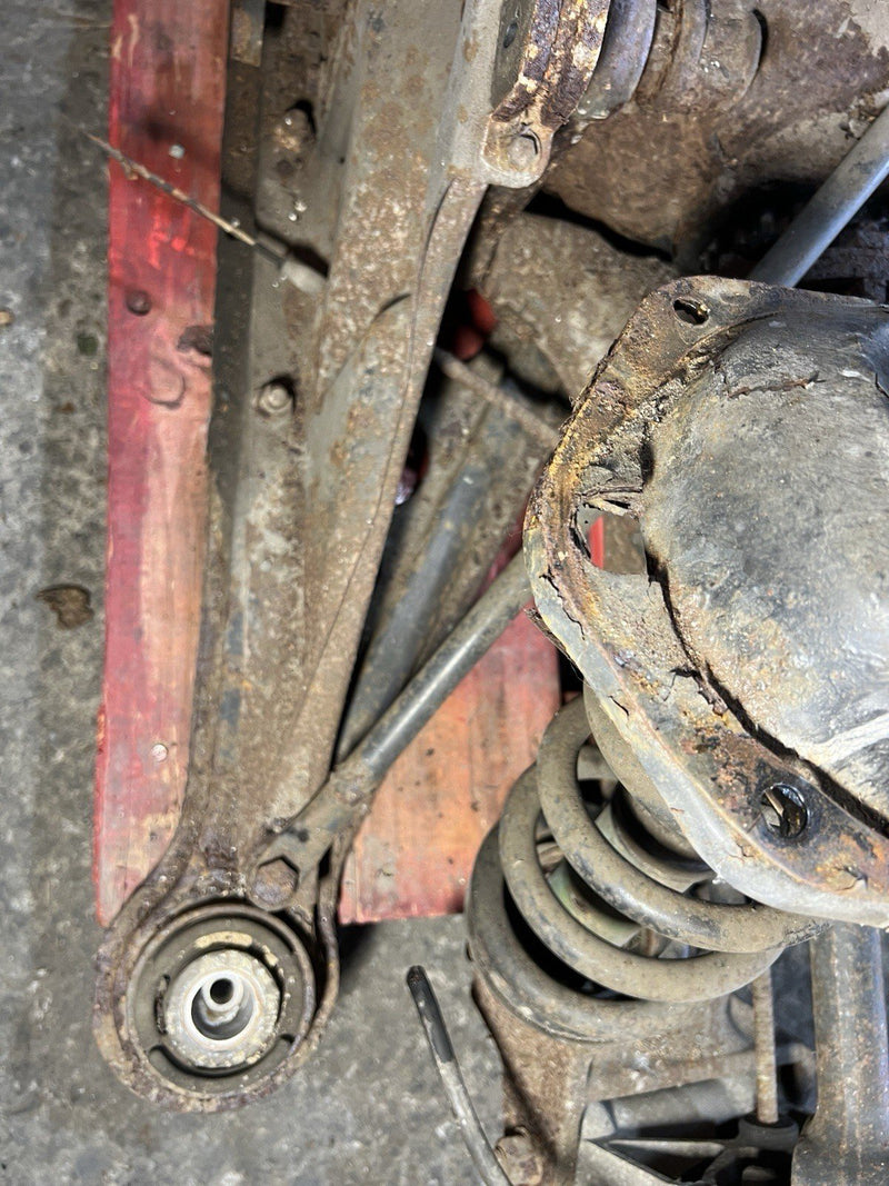 1998-2003 Jaguar XJR XJ8 X308 Rear Subframe Differential Suspension OEM #4742E