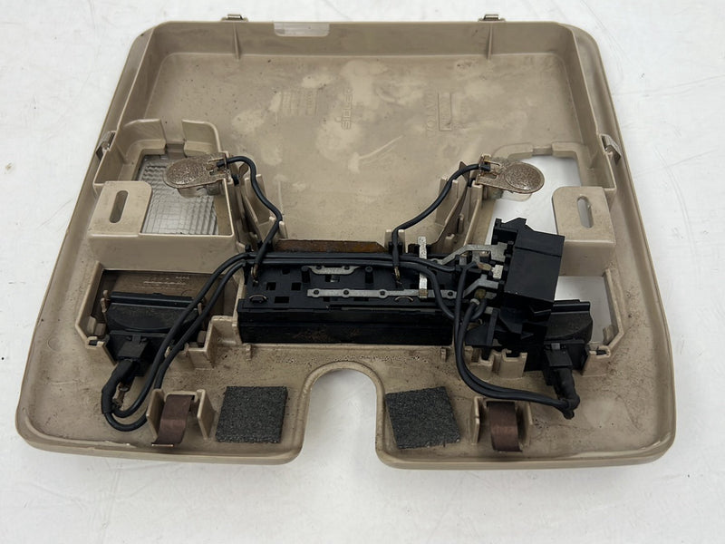 1993-1997 Volvo 850 Overhead Front Dome Light Lamp Assembly OEM