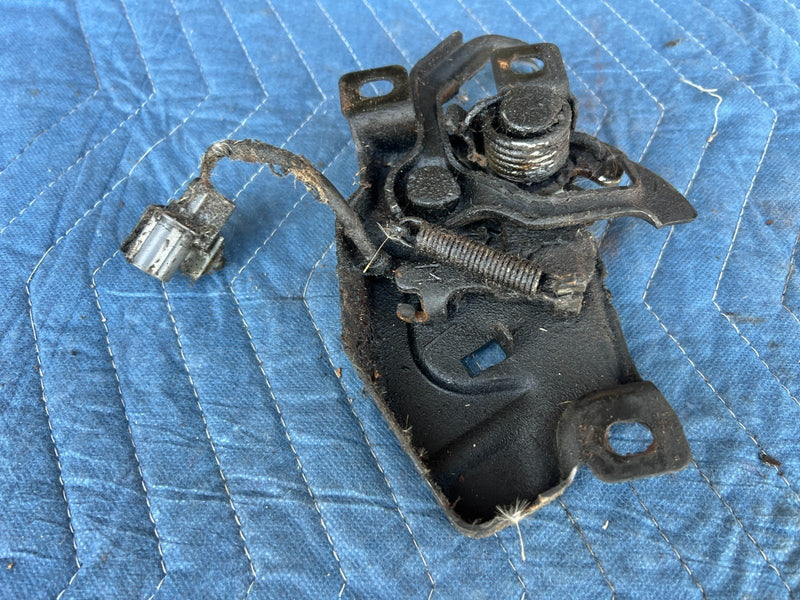 1998-2002 Honda Accord Hood Latch Front Lock OEM #2012CN