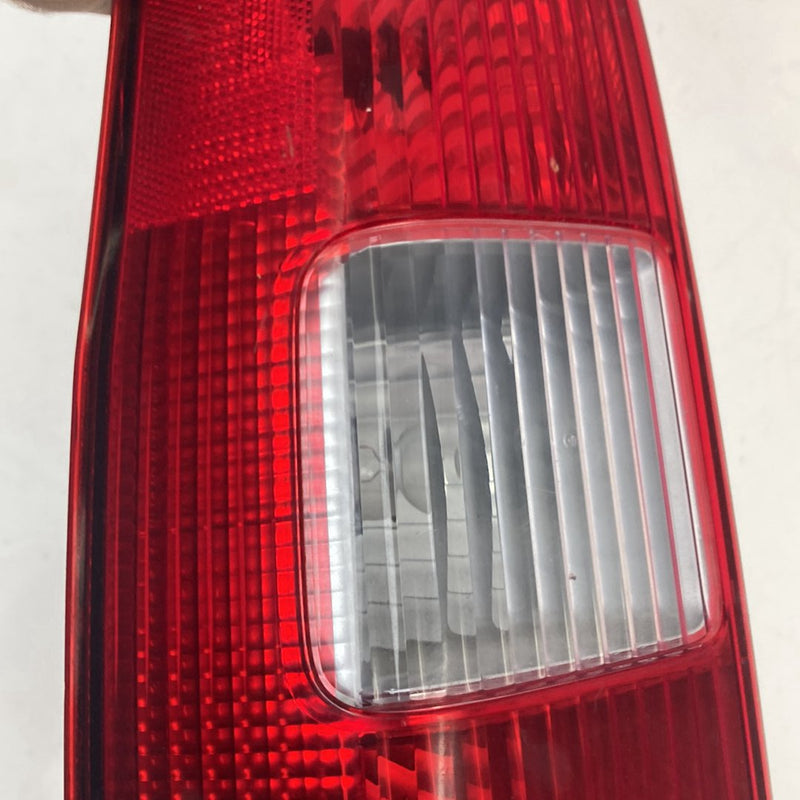 2002-2004 Honda CR-V RD2 Tail Light Left 3355A-SCA-A000 OEM #5100M