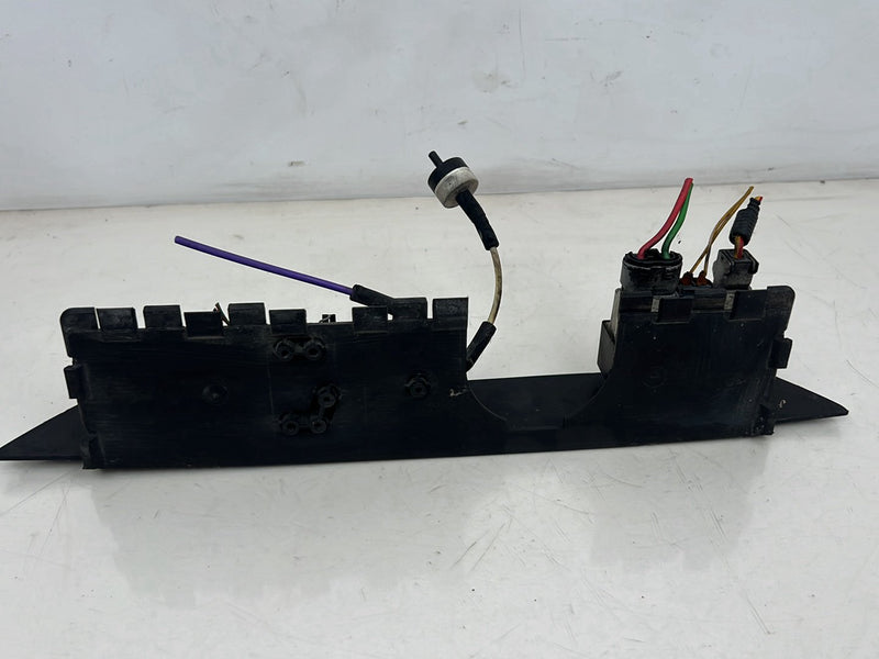 1998-2000 Volvo V70 S70 Radiator Cooling Fan Relay & Air Deflector OEM #6327EM