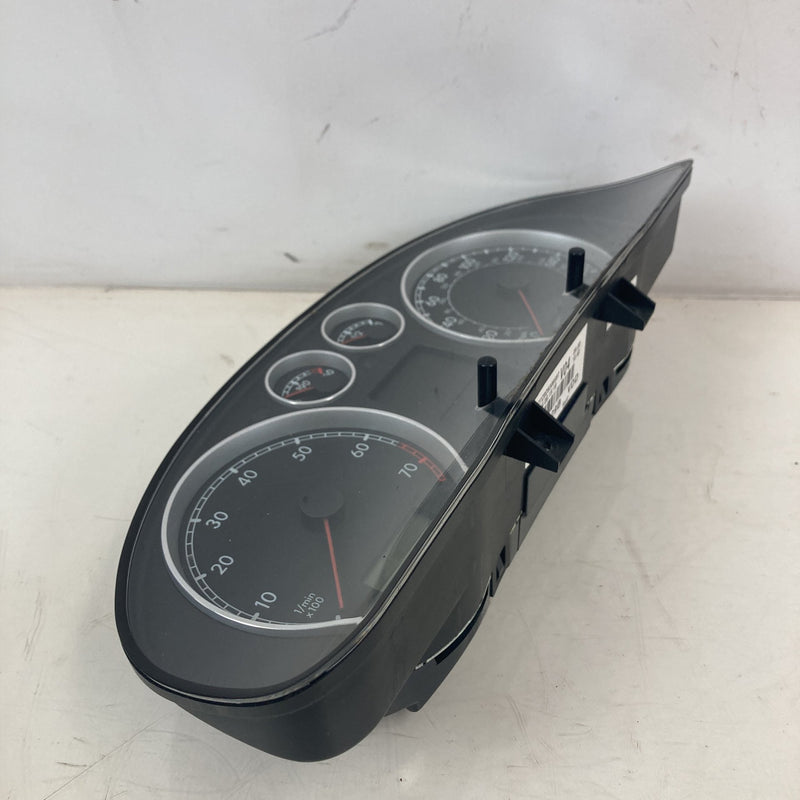2001-2005 Volkswagen Passat Gauge Cluster Speedometer OEM #5491M