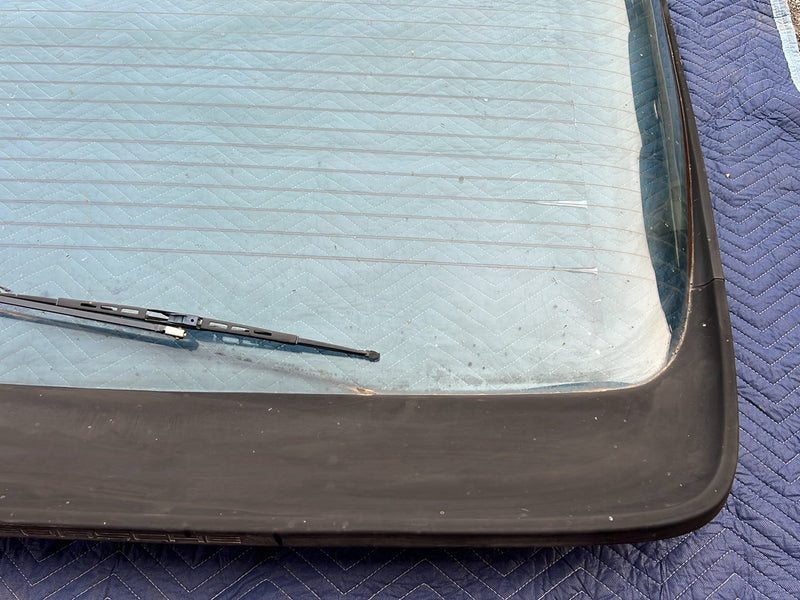 1983-1985 Porsche 944 Rear Hatch Windshield Window Glass Assembly OEM #5724EM