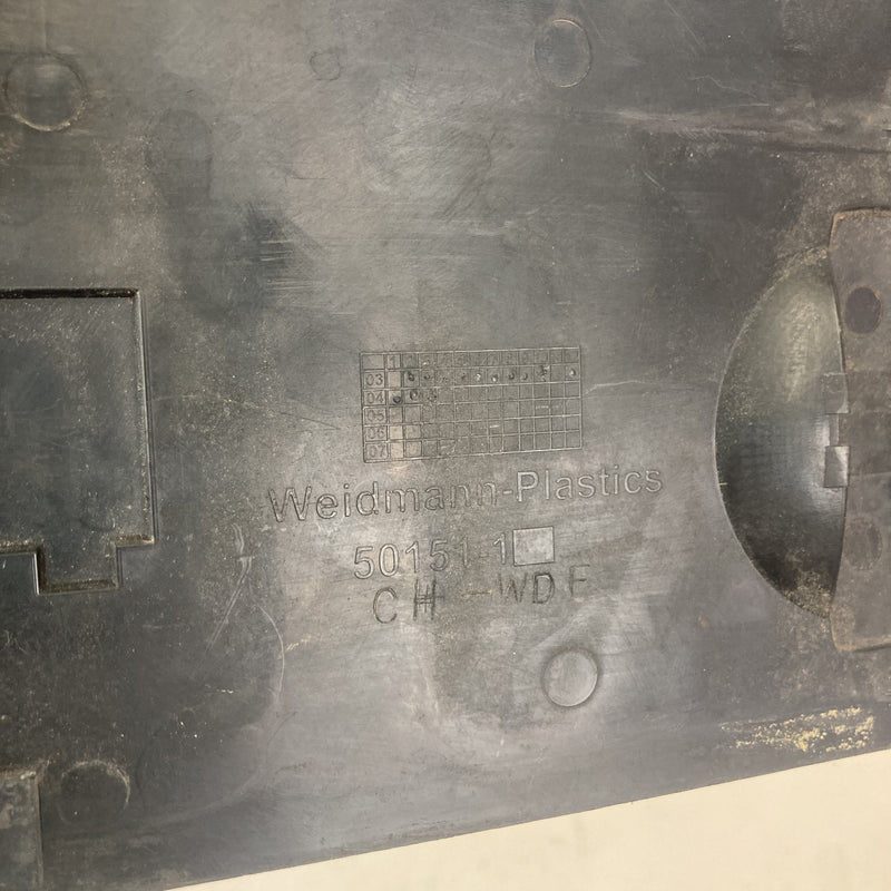 2001-2005 Volkswagen Passat Battery Cover OEM #5525M