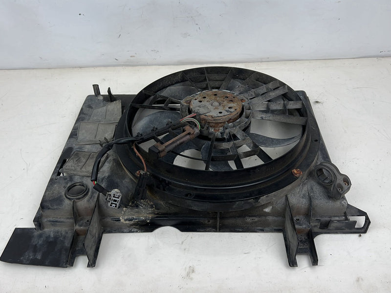 1993-1997 Volvo 850 Engine Cooling Fan & Shroud Turbo 5 Cyl 2.3L OEM