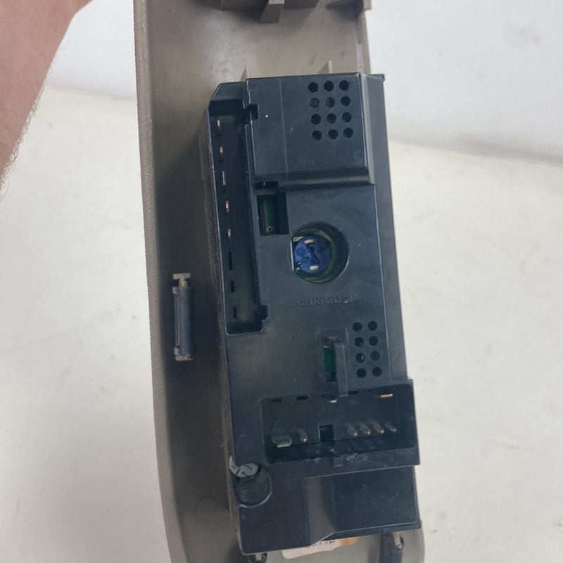1995-1998 Chevrolet Silverado 2500 GMT400 Master Window Switch 2 Door OEM