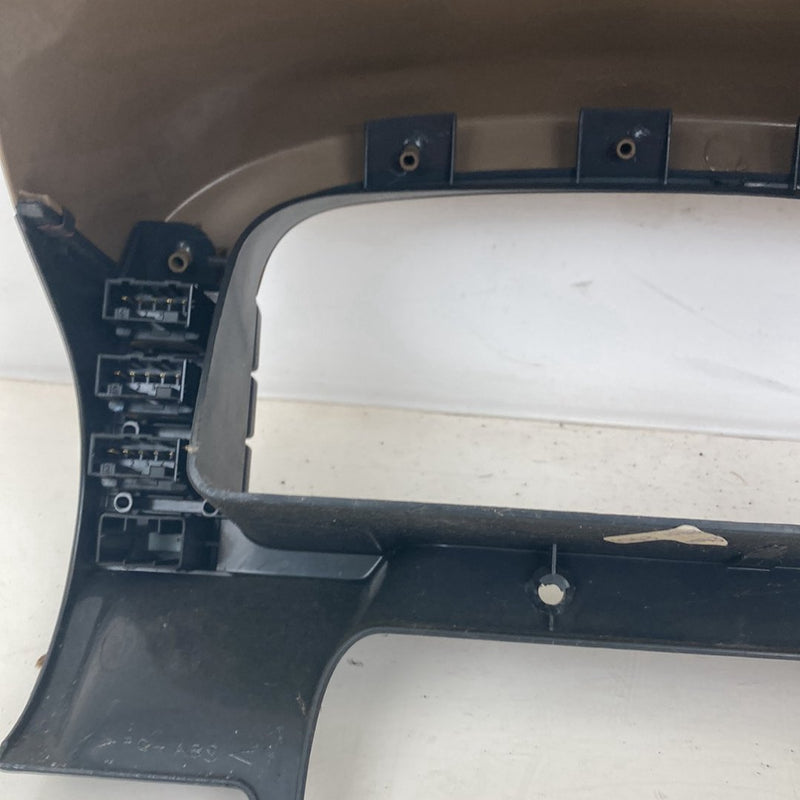 1999-2004 Land Rover Discovery II L550 Gauge Cluster Trim Surround OEM #5069M