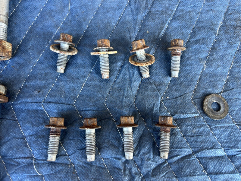 1998-2003 Jaguar XJR XJ8 X308 Center Driveshaft Bolt Hardware Set OEM #4717E