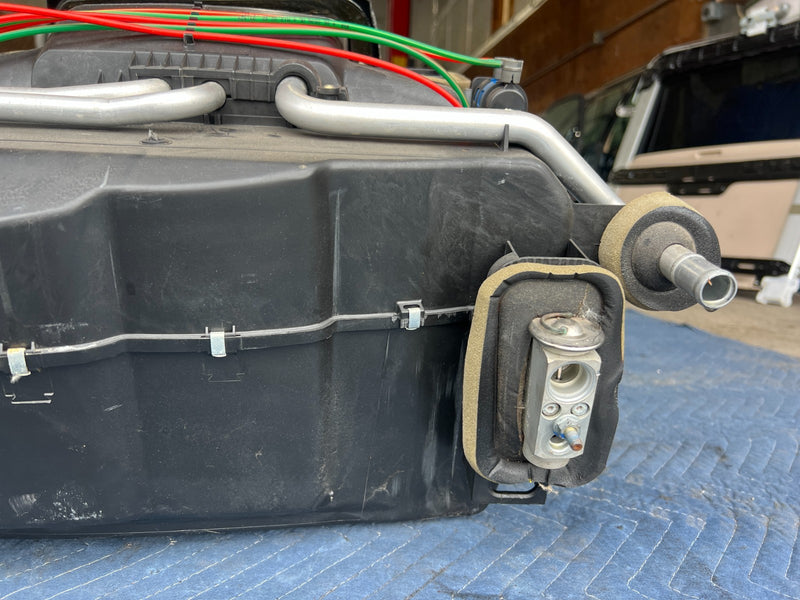 1998-2003 Mercedes W210 E320 HVAC Climate Heater Core Blower Box OEM #4726EM