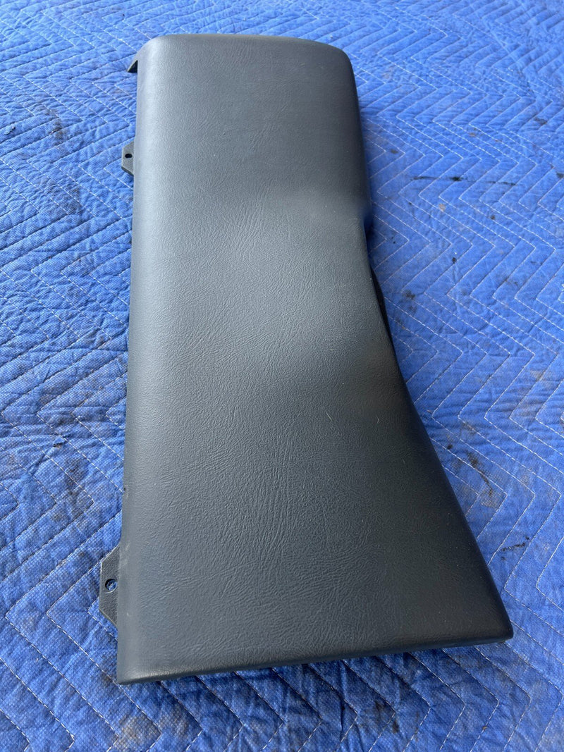 1999-2002 Chevy Silverado GM Left Dash Lower Knee Bolster Trim Panel OEM #1833CN