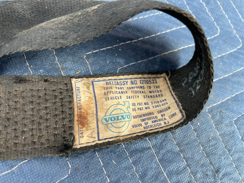 1967-1974 Volvo 140 142 144 145 Front Driver Left Seat Belt Retractor OE #4881EM