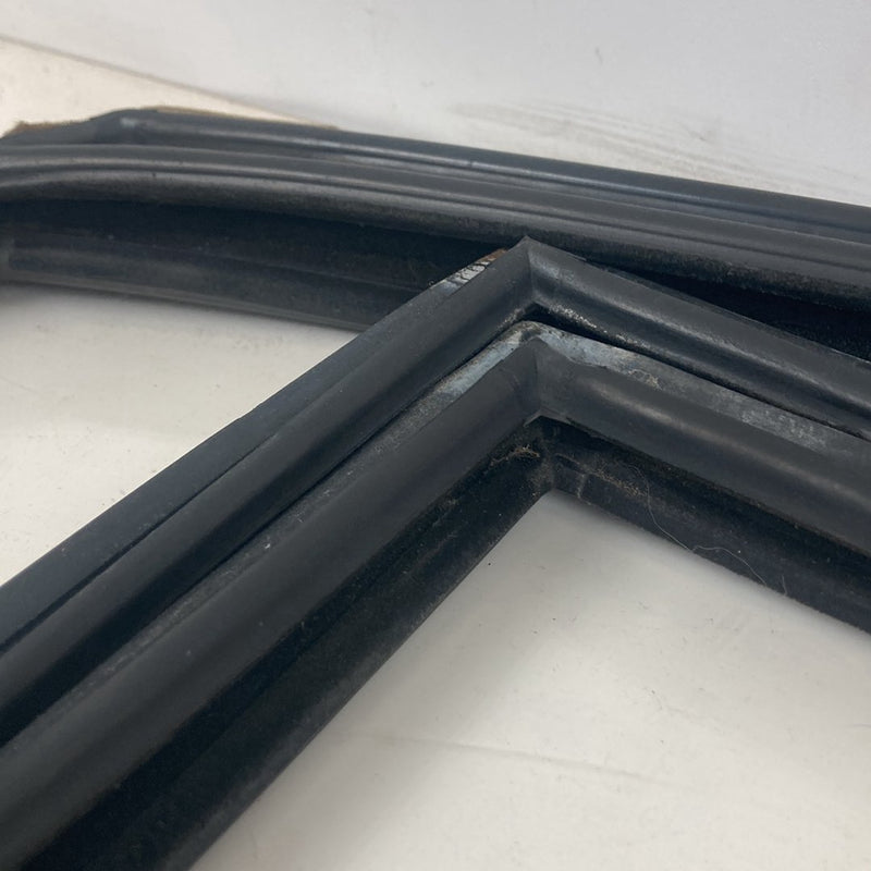 1986-1993 Volvo 240 244 Window Track Seal Gasket Set of 4 OEM #4886M