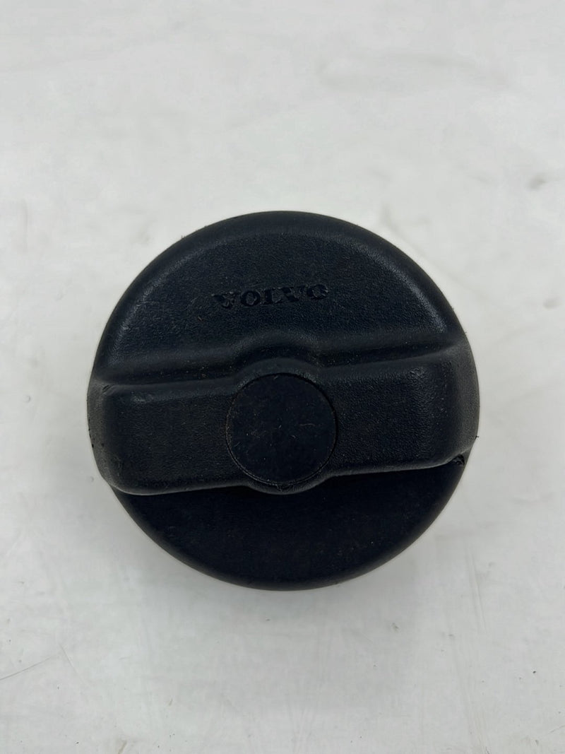 1993-1997 Volvo 850 Fuel Tank Gas Cap 9142606 Black OEM