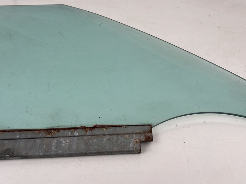 1976-1979 Cadillac Seville Front Passenger Right Window Glass OEM #5595EM