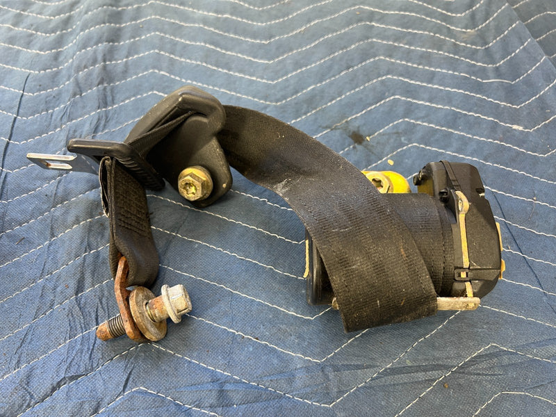 1992-1995 Volvo 940 740 Wagon LH & RH Rear Seat Belt Retractor Set OEM #3174EM