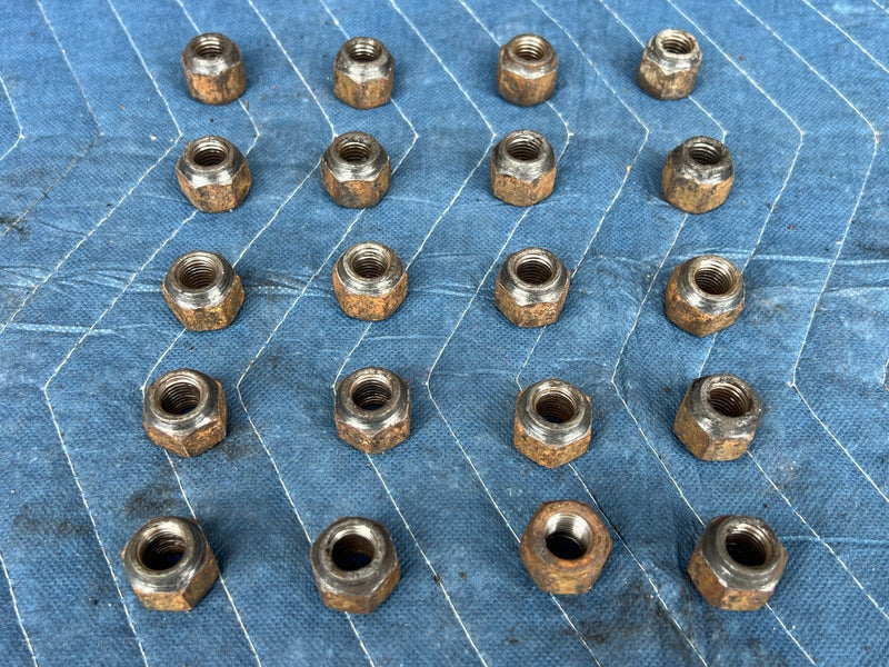 1989-1995 Volvo 740 940 Sedan Complete Wheel Lug Nut Bolt Set of 20 OEM #3795EM