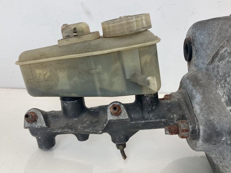 1992 Volvo 940 944 - Brake Booster Master Cylinder PN: 3530354