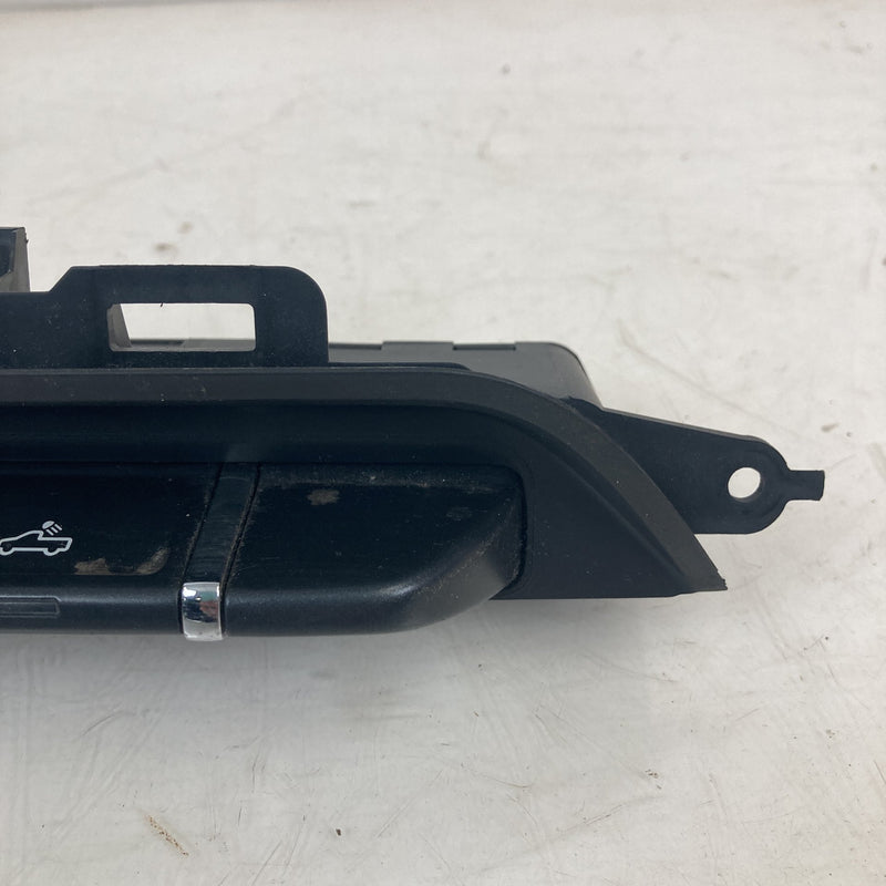 2014-2018 Chevrolet Silverado 2500 Traction Control Switch 23143515 OEM #5589M