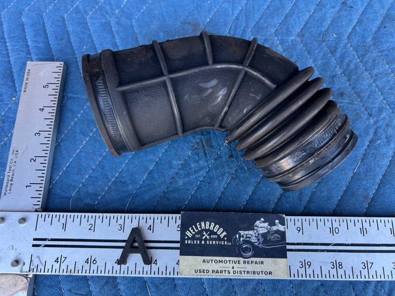 2000-2005 BMW 330xi 325xi E46 Upper Air Intake Hose Pipe Duct OEM #4775EM