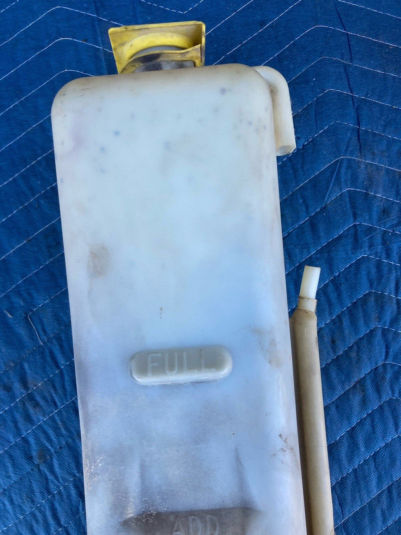 1997-2002 Jeep Wrangler TJ Engine Coolant Reservoir Tank 52028065ac OEM #3274M