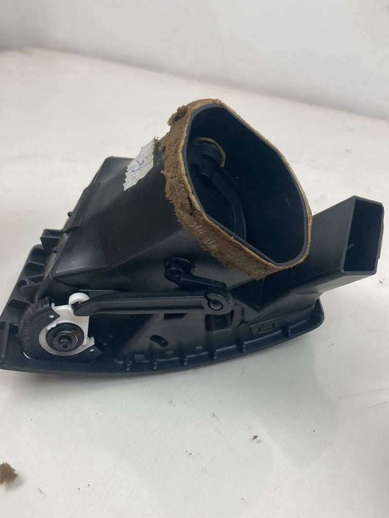 2005 Volvo XC90 I 275 Dash Vent Set Left Right Pair 3409399 3409398 OEM #4847M