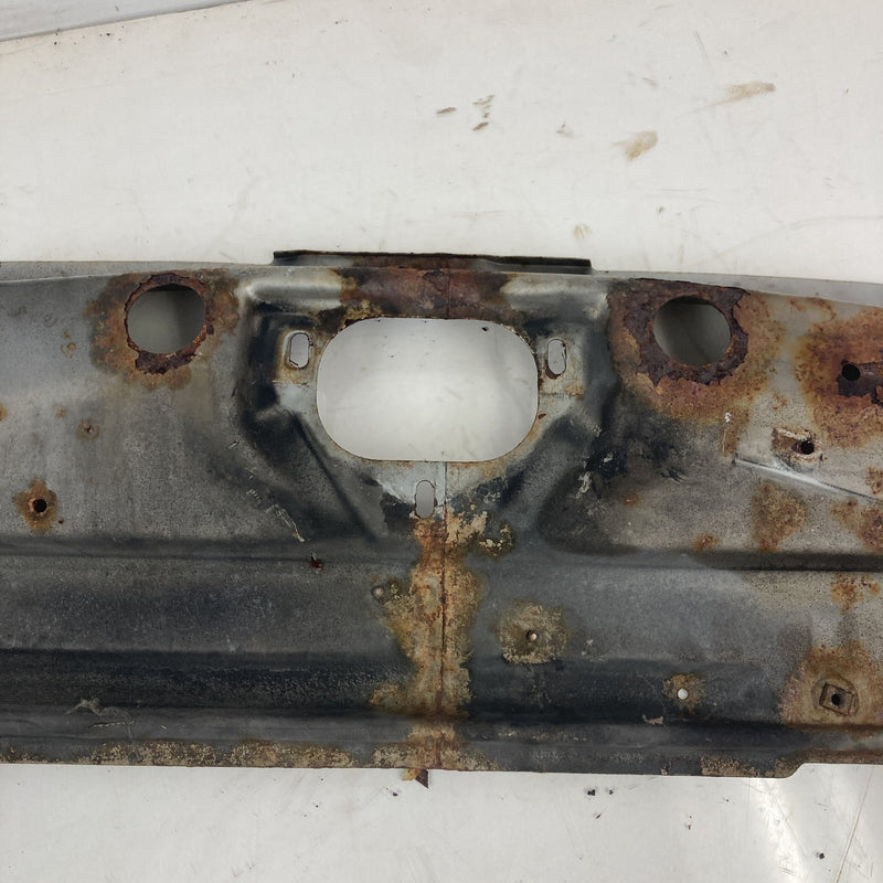 1981-1985 Volvo 240 245 Radiator Upper Support 1247663 OEM