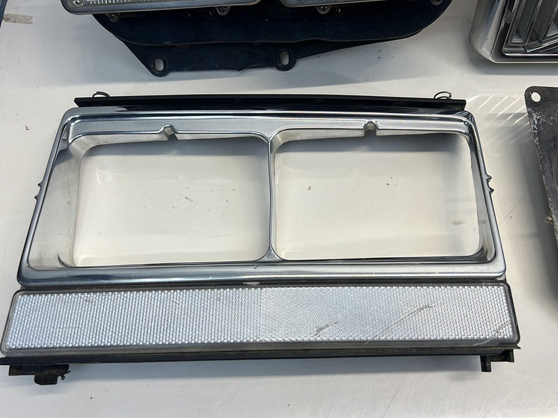 1975-1980 Volvo 244 240 Quad Headlight Set w/ Coffin Grille & Trim OEM #5294EM