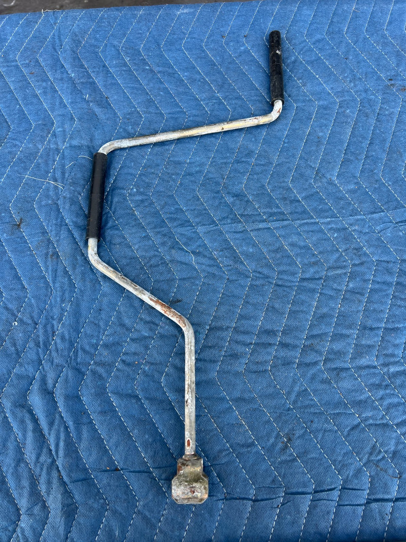 1986-1993 Volvo 240 244 Sedan Emergency Spare Tire Jack & Tool Kit OEM #4212EM