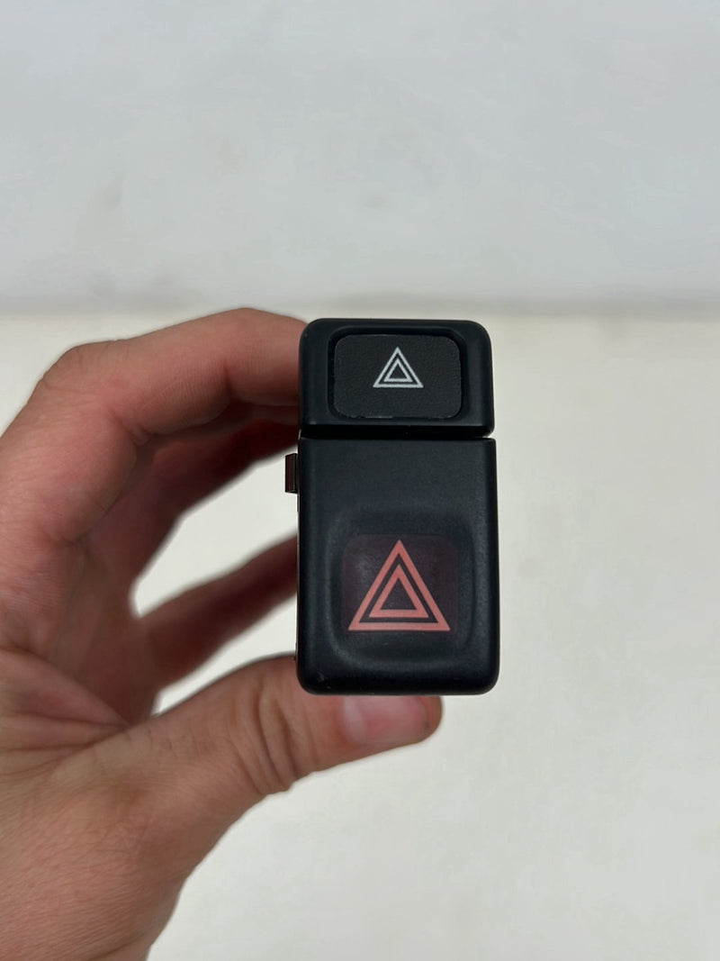 1993-1997 Volvo 850 Hazard Emergency Flasher Light Switch 9162844 OEM