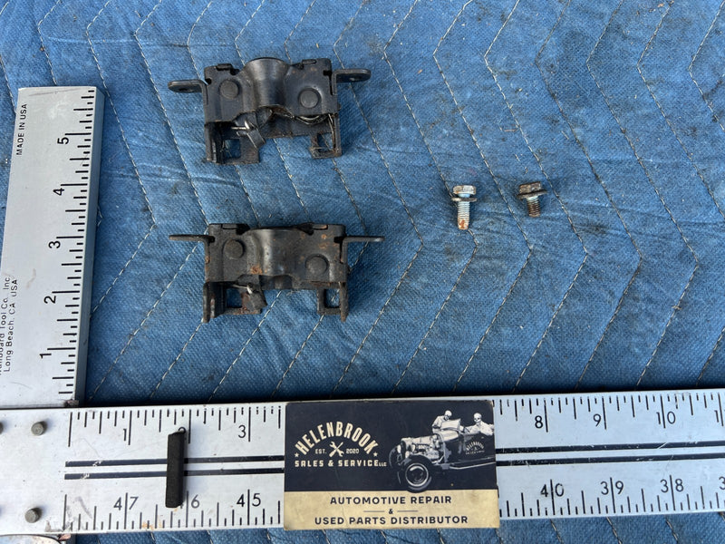 1996-2003 Mercedes W210 E320 Hood Latch Catch Hardware Engine Bonnet OEM #4675EM