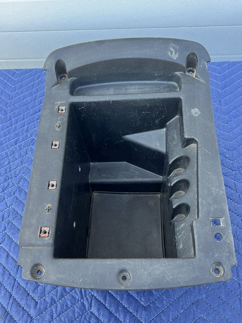 Chevrolet Silverado - Center Console PN: 15070490