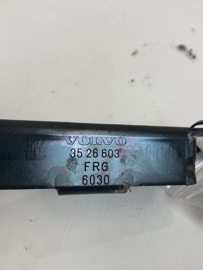 1992 Volvo 940 944 - Tailgate Latch PN: 3526603