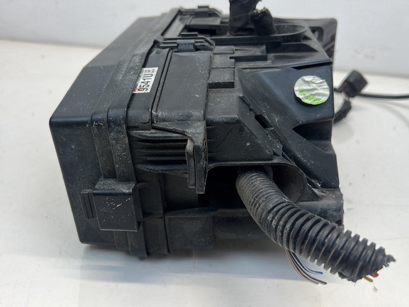2012 Chevrolet Captiva Sport - Battery Fuse Box