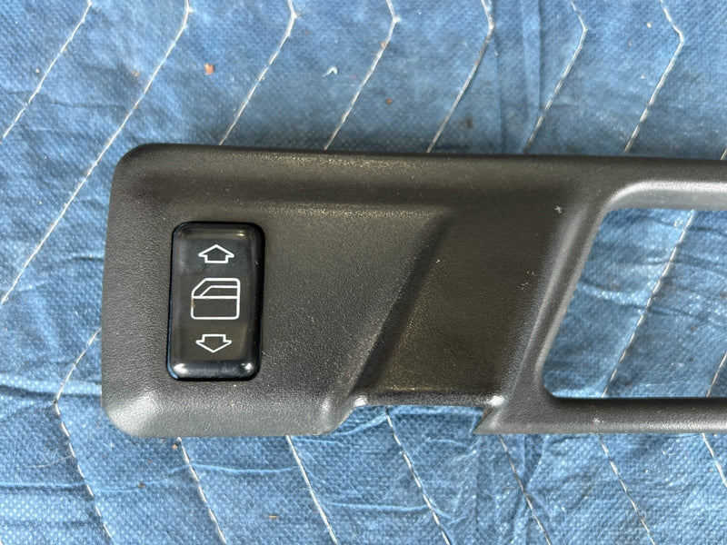 1986-1995 Mercedes 300D W124 Rear Driver Left LH Door Trim Switch OEM #2660EM