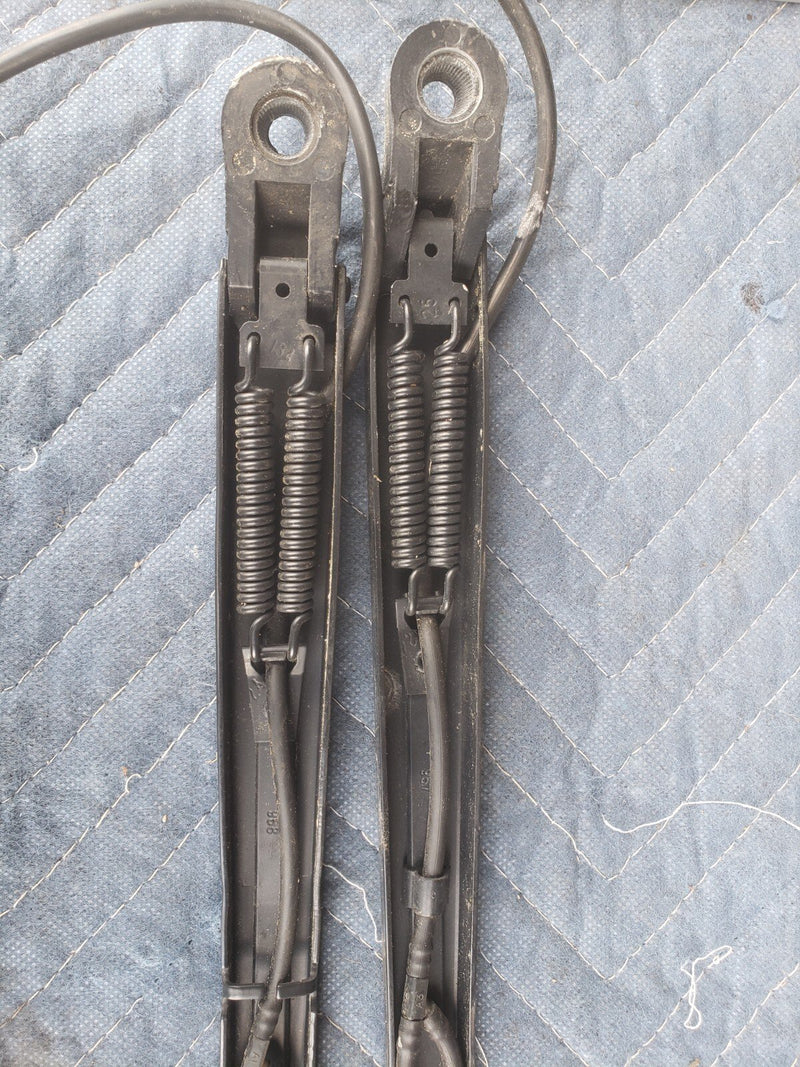 2000-2005 Chevy Impala Right & Left Windshield Wiper Arm Pair OEM #1930CN