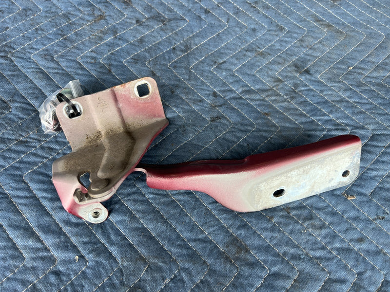 2008-2010 Nissan Rogue RH & LH Hood Hinge w/ Mounting Bolts Pair Red OEM #2077CN
