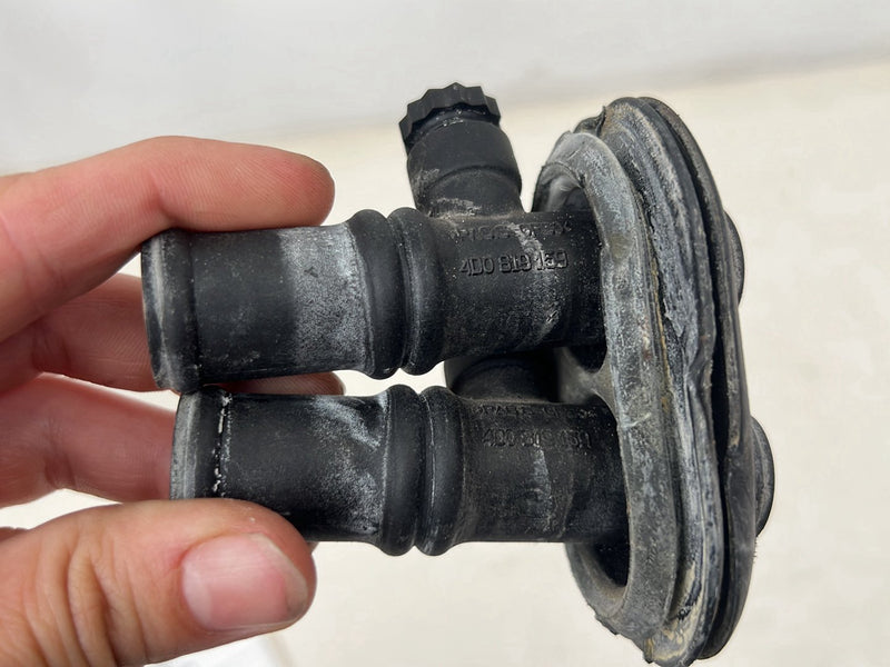 1996-2003 Audi S8 D2 A8 Coolant Release Valve Grommet Seal Rubber OEM #6541EM