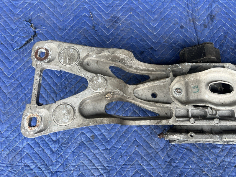 1998-2003 Jaguar XJR XJ8 X308 Rear Transmission Crossmember Support OEM #4774E