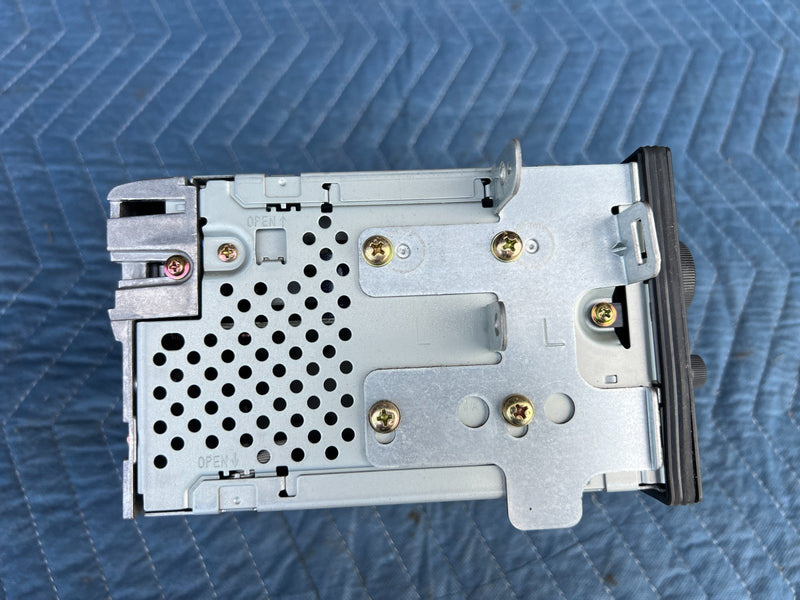1998-2002 Honda Accord Radio Headunit CD AM FM 39100-S84-A210 OEM #1936CN