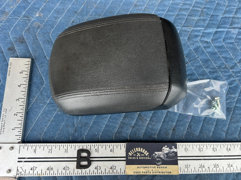 2012-2015 Chevy Cruze Front Center Console Arm Rest Top Black OEM #2203CN