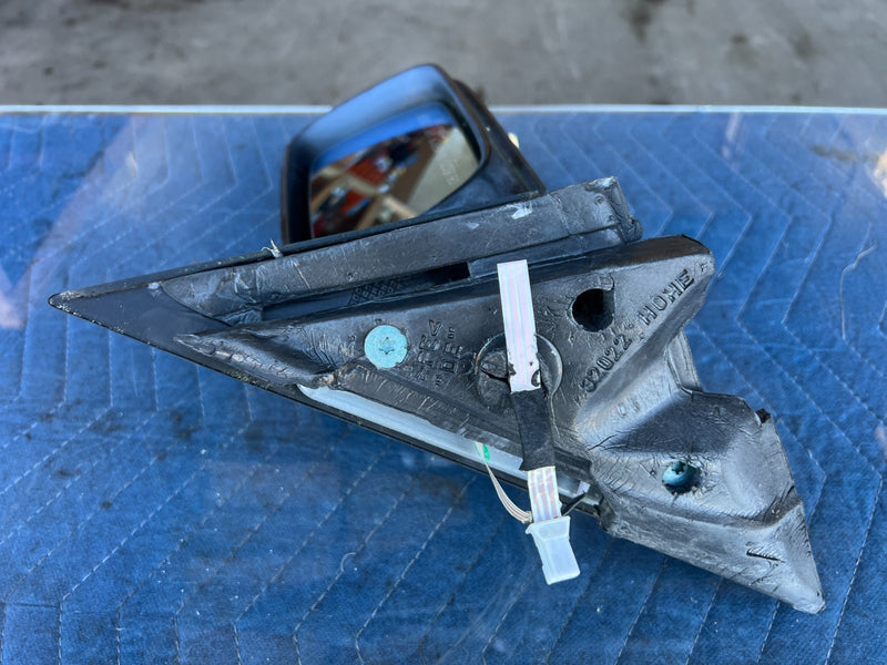 2000-2005 BMW 330xi 325xi E46 Passenger Right Door Mirror Assembly OEM #4763EM