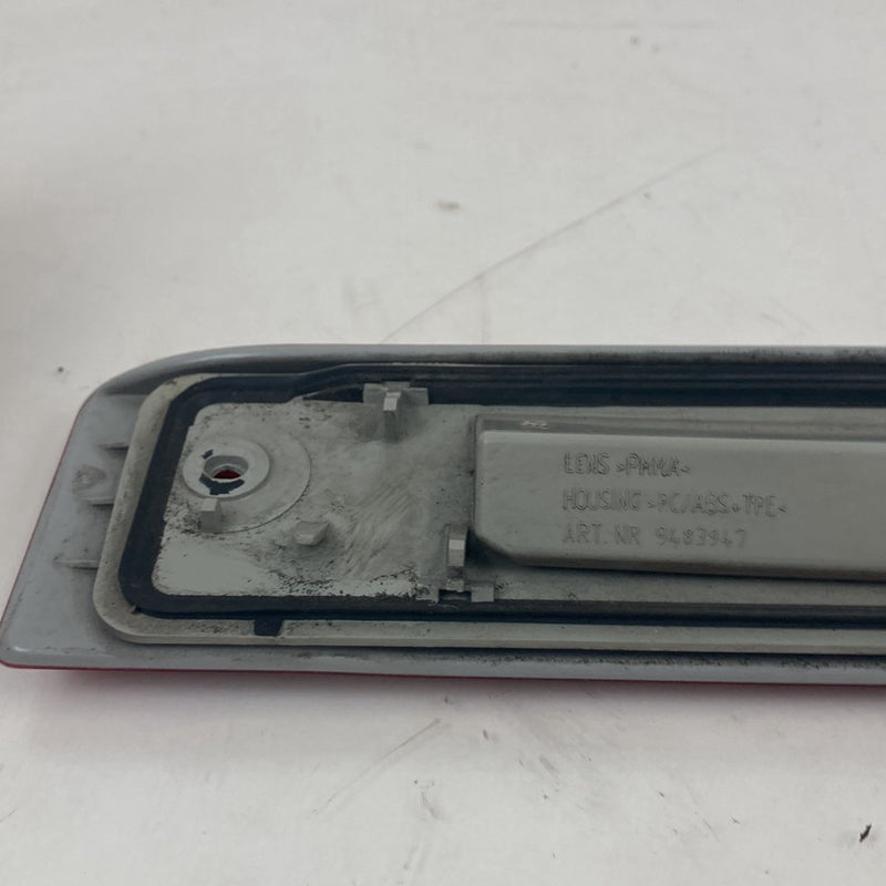 2003-2006 Volvo XC90 Center Third Brake Light Lamp Assembly 9483947 OEM #4818M